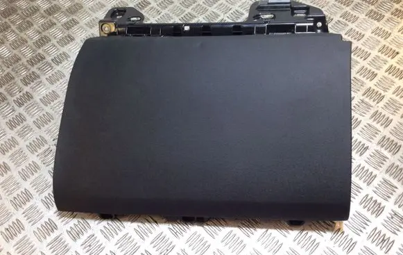 Volvo XC90 Glove box set 31366837
