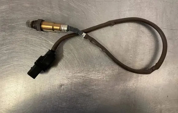 Mercedes-Benz SL R231 Lambda probe sensor 0095425718 0258017343