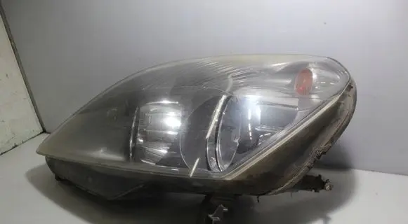 Opel Zafira B Headlight/headlamp