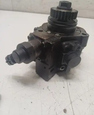 Renault Talisman Fuel injection high pressure pump 0445010404