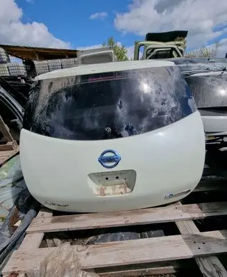 Nissan Leaf I (ZE0) Tailgate/trunk/boot lid NOCODE