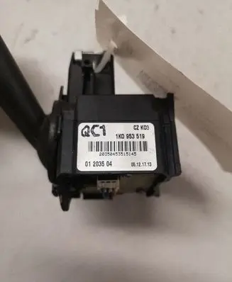 Volkswagen Golf V Wiper control stalk 1K0953519 01203504