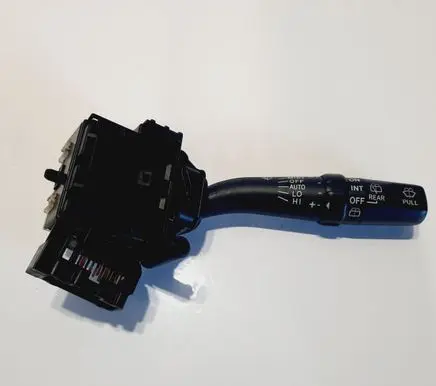 Toyota Avensis T250 Tailgate/trunk/boot open switch 8465205170T25