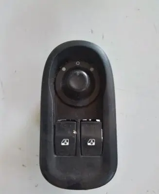 Renault Master III Electric window control switch 8200637849
