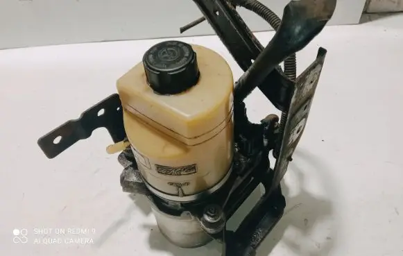 Ford Focus C-MAX Electric power steering pump 