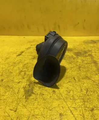 Volkswagen Polo Horn signal A-28-657625