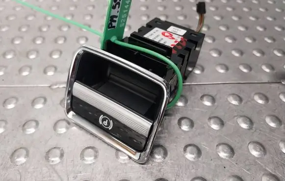 Mercedes-Benz S W221 Handbrake/parking brake auto hold switch 2215401415