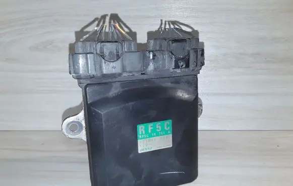 Mazda 6 Fuel injection control unit/module 1310001241 RF5C18701A