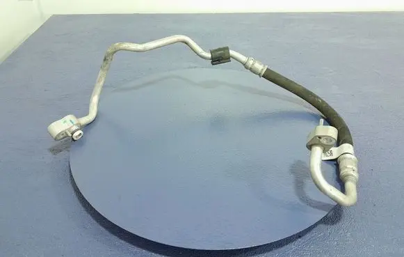BMW 1 F40 Air conditioning (A/C) pipe/hose 9490509