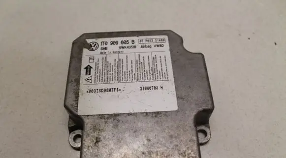 Volkswagen Touran I Airbag control unit/module 1T0909605B 07H023S1400