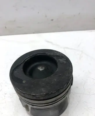 Piston