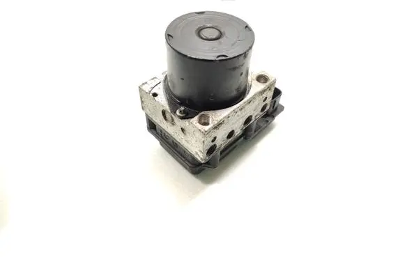 Skoda Fabia Mk2 (5J) ABS Pump 6R0907379C