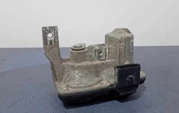 Audi Q7 4M Throttle body valve 8W0253691A