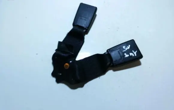 Ford Fiesta Rear seatbelt buckle 65907a121