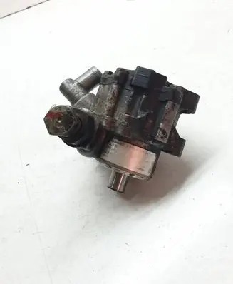 Mercedes-Benz ML W164 Power steering pump A0044669301