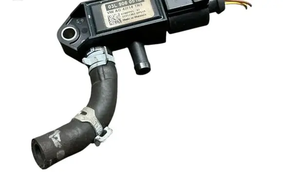 Audi A4 S4 B8 8K Exhaust gas pressure sensor 03L906051B
