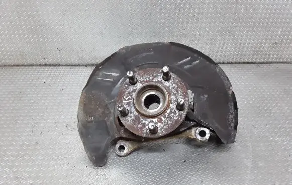 Subaru Forester SH Front wheel hub spindle knuckle