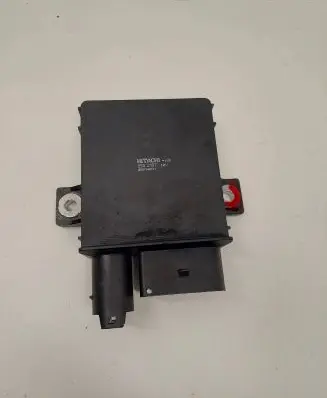 BMW 5 E60 E61 Glow plug pre-heat relay 2502197
