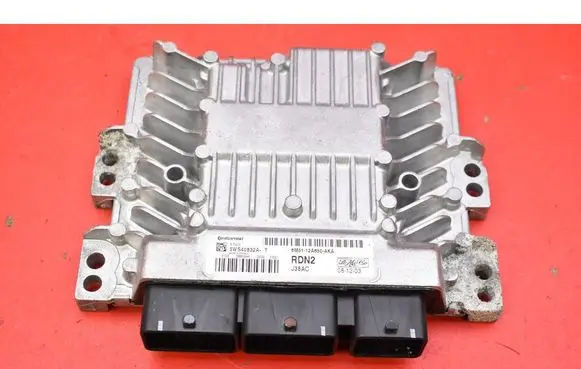 Ford Focus C-MAX Engine control unit/module ECU 6M5112A650AKA