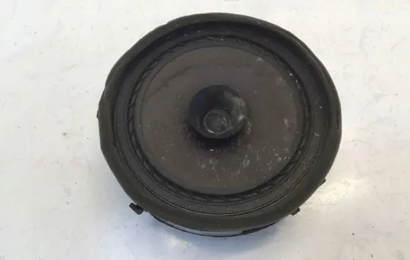 Mitsubishi L200 Front door speaker 8720A151
