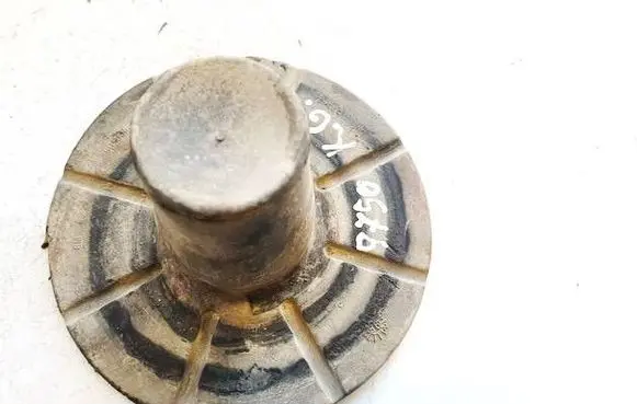 Opel Astra G Front coil spring rubber mount 90538498