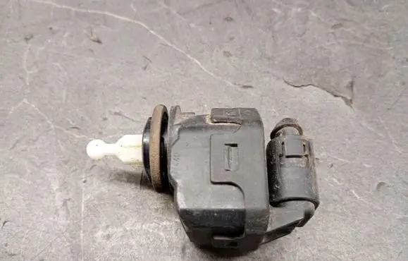 Audi A3 S3 8L Headlight level adjustment motor 3b0941295c
