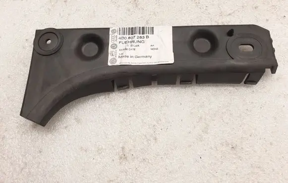 Audi A6 S6 C5 4B Front bumper mounting bracket 4B0807283B