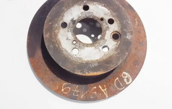 Lexus IS 220D-250-350 Rear brake disc ventiliuojamas