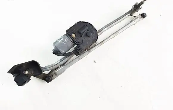 Front wiper linkage and motor