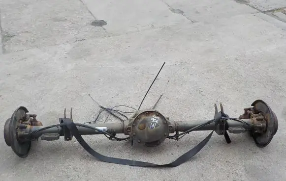 Mercedes-Benz Sprinter W906 Rear axle beam with reductor A9063502401 004070390 741423C946304
