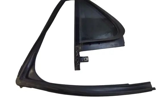 Ford Explorer V Rear vent window glass BB537825766 BB537825767 BB537825767A