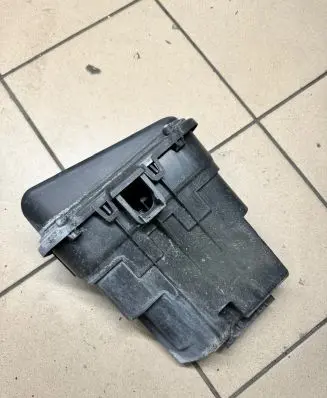 BMW 5 F10 F11 Other engine bay part
