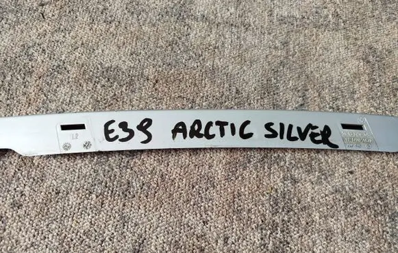 Under headlight/headlamp trim