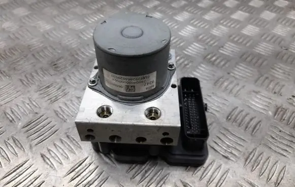 Chevrolet Camaro ABS Pump 84089247 2265106539
