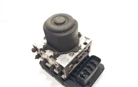 Toyota Corolla Verso E121 ABS Pump 4451013070 8954113040
