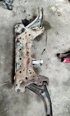 Ford Fiesta Front subframe A10194FS1572 AM17359