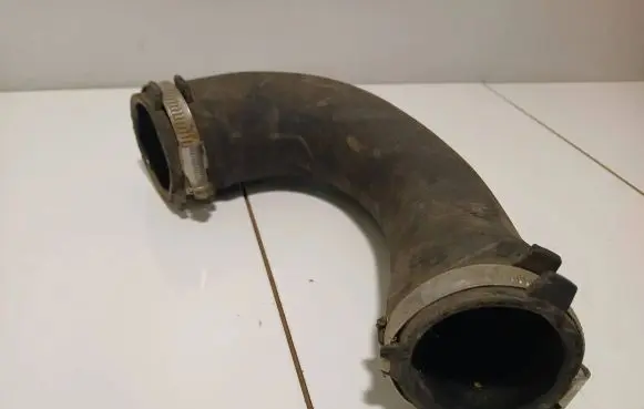 Audi A4 S4 B8 8K Intercooler hose/pipe 8k0145709h