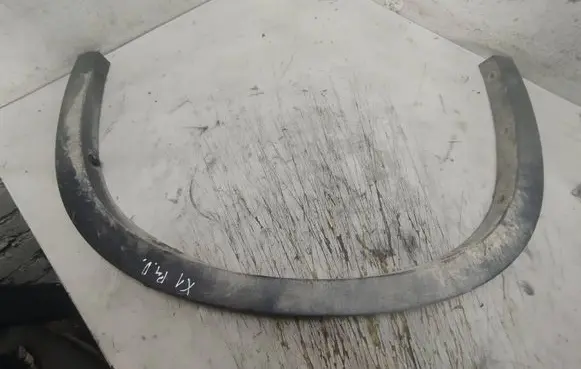 BMW X1 E84 Front arch trim 14204611 2990166