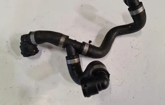 Mercedes-Benz C W205 Engine coolant pipe/hose A0009972359