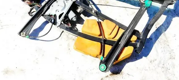 Sliding door window regulator with motor