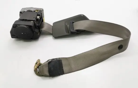 Audi A6 S6 C5 4B Rear seatbelt D00064577