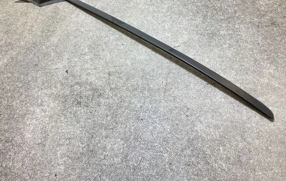 Ford Focus Windshield trim JX7BA03194