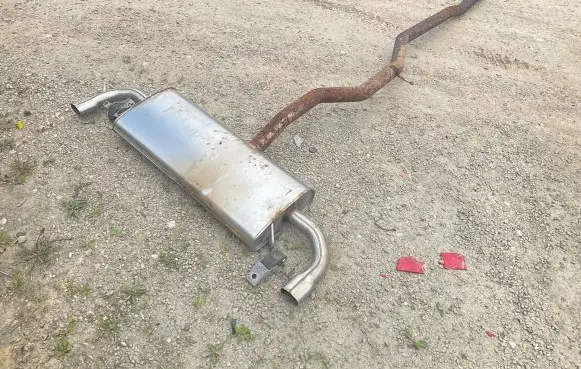Volvo XC90 Muffler/silencer 31452528AA