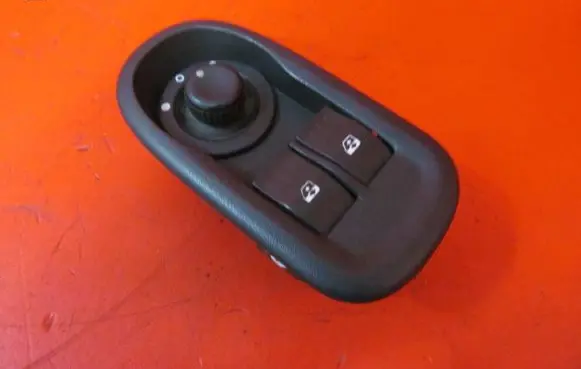 Renault Master III Electric window control switch 8200637849