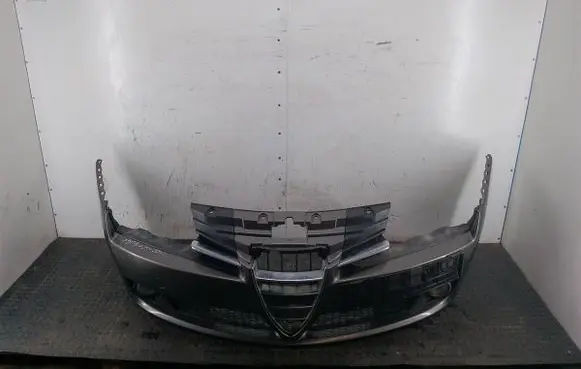 Alfa Romeo 159 Front bumper