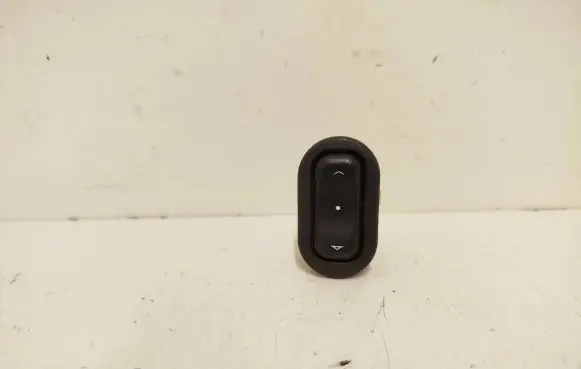 Opel Zafira A Electric window control switch
