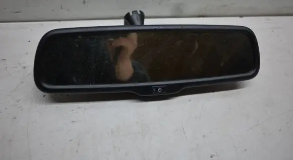 Rear view mirror (interior)