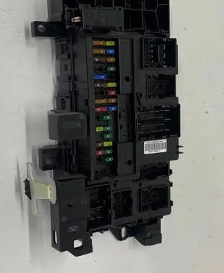 Ford Mustang VI Central body control module LR3T15604AAAD