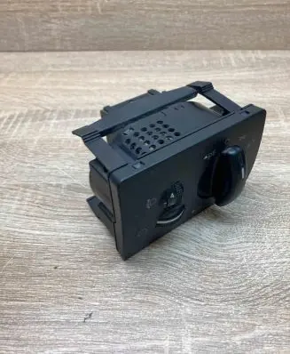 Ford Focus C-MAX Light switch 4M5T13A024BA