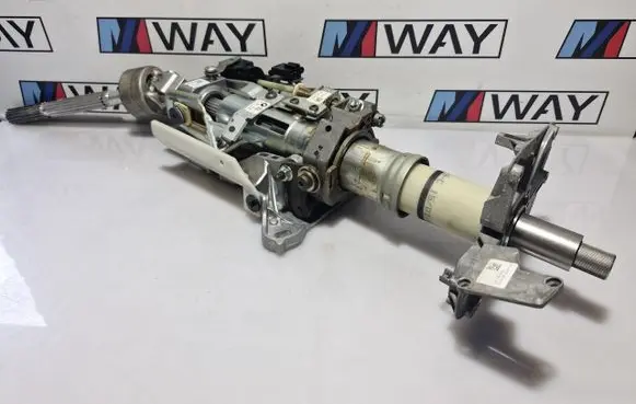 BMW 5 E60 E61 Steering wheel axle 6781519